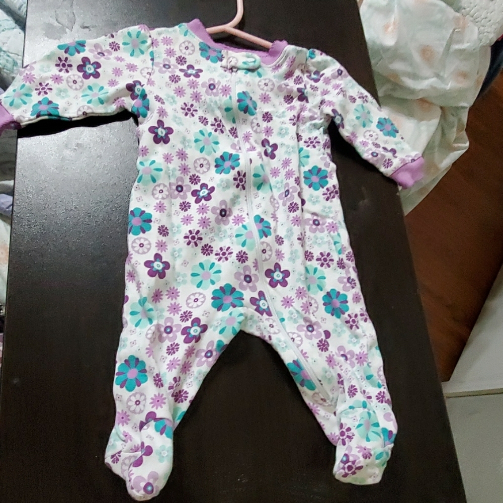 Babys pjs